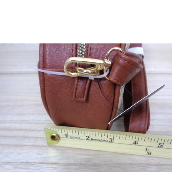 Beverly Hills Polo Club BHPC Cream &‎ Brown Vegan Leather Crossbody Purse - Picture 8 of 9